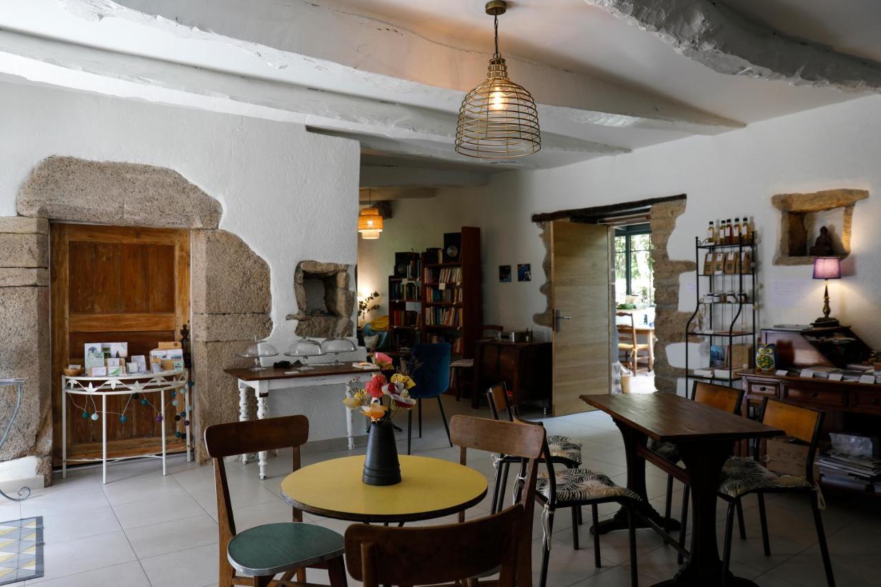 Des Feuilles Et Des Hiboux Guest house